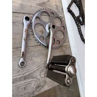 Мощная древняя ведущая редчайшего дизайна  звезда от ещё газового мопеда или мотовелосипеда-на 1см больше стандарт.звезды .