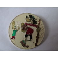 ЗНАЧОК ВОЛК С МЯЧОМ, РЕДКОСТЬ!