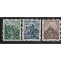 ГЕРМАНИЯ  - Богемия и Моравия 1940 Стандарт Архитектура Брно Пернштейн Замки 3 марки**