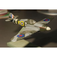 Модель самолета Hurricane 1/72