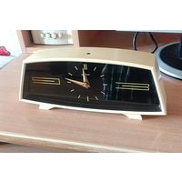 Часы Маяк СССР.  Красивый дизайн!!!