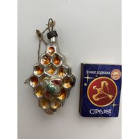 Елочная игрушка. Соты. Имеется дефект ( дырочка) смотри фото).