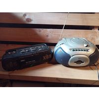 Два магнитофона  Цена за два