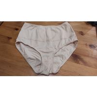 Трусы утяжка на 48-50 р. Польша. Буквально пару раз б/у, ношены поверх колгот. Отлично садятся на фигурею. Покупала дорого.