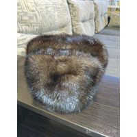 Мужская зимняя шапка из меха.