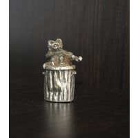 Металлическая, декоративная статуэтка "Кот со скрипкой", клеймо, Тайвань.