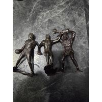 Игрушечные неандертальцы