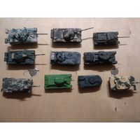 Модели русские танки 10 целых 6 поврежденных лот.