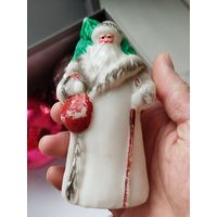 Дед мороз под ёлку,пластик,с рубля