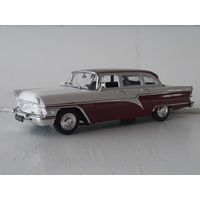 ГАЗ-13 Чайка (бело-бордовый). 1/43. Австолегенды СССР.