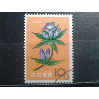 Япония, 1961. Генциана. Mi-0,8 евро гаш.