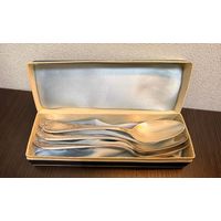 Винтажный набор мельхиоровых столовых ложек эпохи СССР В оригинальной коробке .