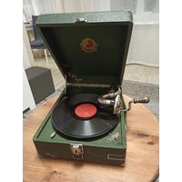 Патефон "Артель Граммофон". Рабочий.