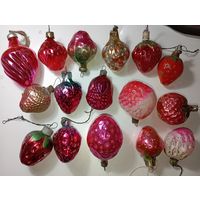 Ёлочные игрушки - КЛУБНИКИ . СССР .