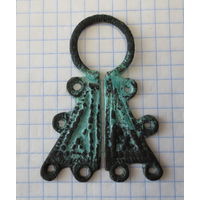 Застёжка - фибула (сульгама). Большая: 60 х 40 мм.