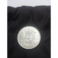 С рубля! 2 1\2 (2,5) гульдена 1961 Нидерланды, 15 грамм серебра