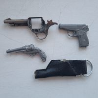 Брелки и их части