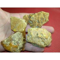 ЯНТАРЬ-. Камень Природный - 120 грамм. Балтика..// по 1уе.гр. //