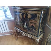 Китайский лакированный кабинет -бар
