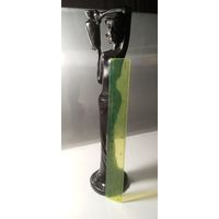 Статуэтка Девушка с кувшином