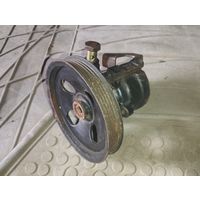 Насос гидроусилителя руля Mitsubishi Carisma