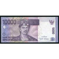 Индонезия 10000 рупий 2011 г. Р150b. Серия HHU. UNC