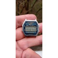 РЕДКИЕ ЧАСЫ ЭЛЕКТРОНИКА 55 СОСТОЯНИЕ  !!!  НА ХОДУ . Распродажа Коллекции !!! .Экспресс  Аукцион НЕ с РУБЛЯ    .Много лотов в продаже .