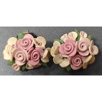 Красивые, винтажные серьги на клипсах.