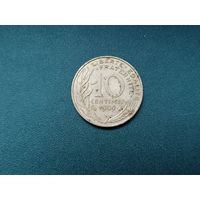 10 сантимов Франция.
