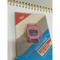 Часы "Электроника" не ношеные,старт с 1 рубля!!