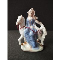 Статуэтка фарфоровая Фиона, принцесса на белом коне. Германия