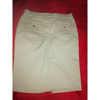 Добротная фирменная юбка хб ткани с добавлением стрейч. Размер 42-44, если плотное облегание 46.(ткань может слегка тянутся на фигуре