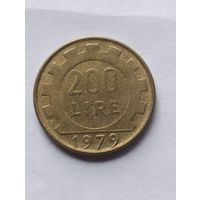 Италия. 200 лир 1979 года. (4)