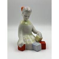 Девочка с кубиками. Городница СССР. С рубля!