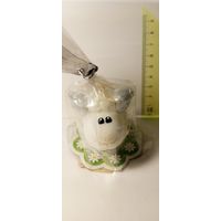 Свеча декоративная БАРАШЕК В РОМАШКАХ