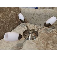 Люстра с тюльпанами на 3 плафона