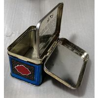 Жестяная коробка из под чая, с рецептом. СССР.
