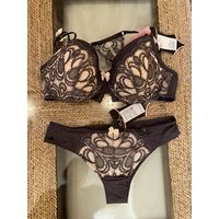 Комплект нижнего белья Hunkemoller новый супер