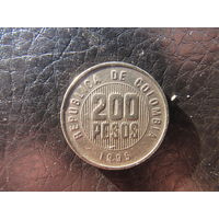 Колумбия. 200 песо. 1995. С 20 копеек. Распродажа коллекции. Смотрите другие лоты.