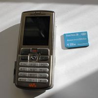 Sony Ericsson W700i Walkman + MemoryStickProDuo 256MB без м.ц.