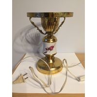 Лампа настольная