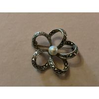 Брошь антикварная Бантик Серебро жемчуг Германия