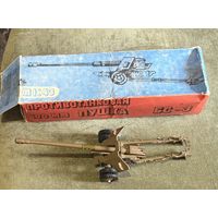 Металлическая игрушка - пушка в родной коробке